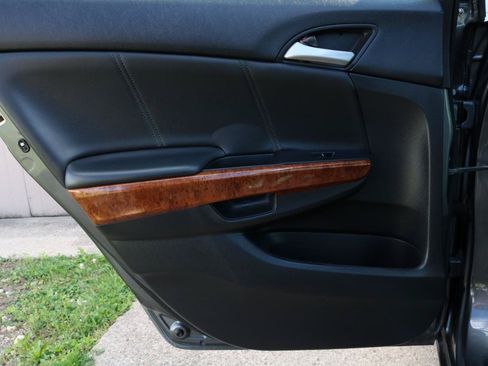 Used 2012 Honda Accord EX-L image 30