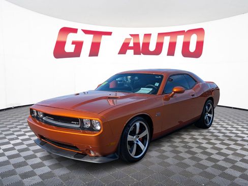 Used 2011 Dodge Challenger SRT8 RWD image 2