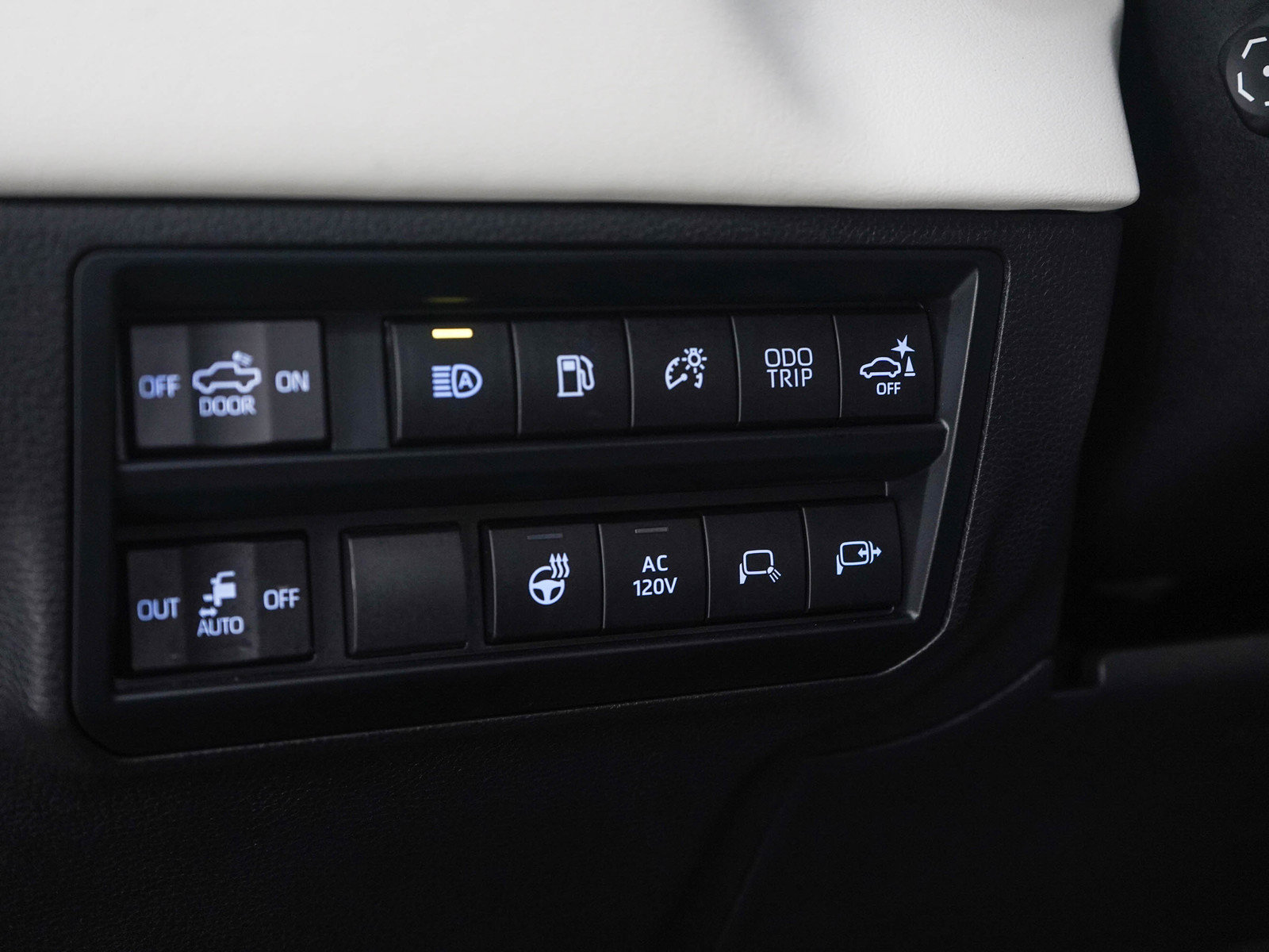 Used 2023 Toyota Tundra Capstone AWD/4WD image 27