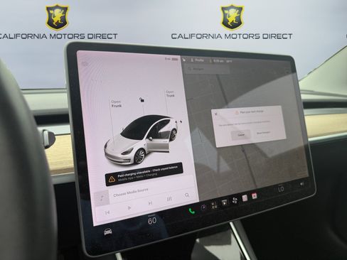 Used 2020 Tesla Model 3 Standard Range Plus RWD image 14