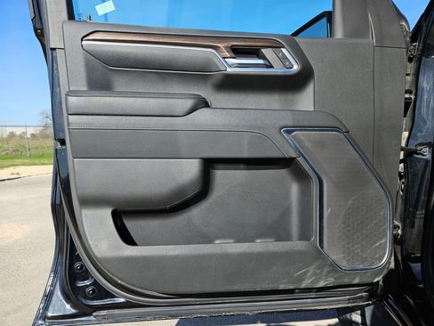 Used 2023 Chevrolet Silverado 1500 LT Trail Boss w/ Protection Package image 11