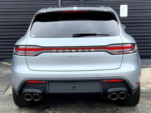 New 2025 Porsche Macan image 9