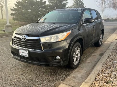 Used 2014 Toyota Highlander Plus image 31