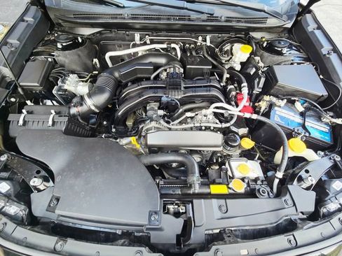 Used 2022 Subaru Outback Premium image 31