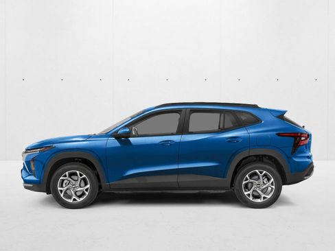 New 2026 Chevrolet Trax LT FWD image 3