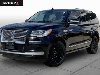 Used 2022 Lincoln Navigator Reserve AWD/4WD video 1