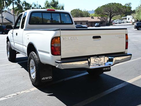 Used 1998 Toyota Tacoma 4x4 Xtracab V6 w/ Convenience Pkg image 7