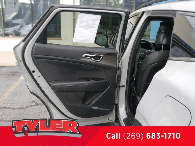 Used 2024 Kia Sportage X-Line w/ X-Line Premium Package AWD/4WD image 19