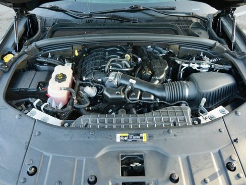 Used 2021 Jeep Grand Cherokee L Limited w/ Luxury Tech Group II image 40