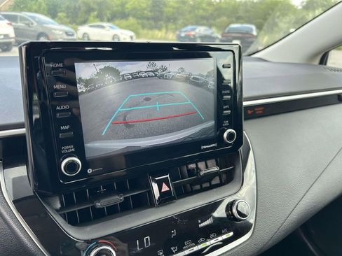 Used 2022 Toyota Corolla LE FWD image 26