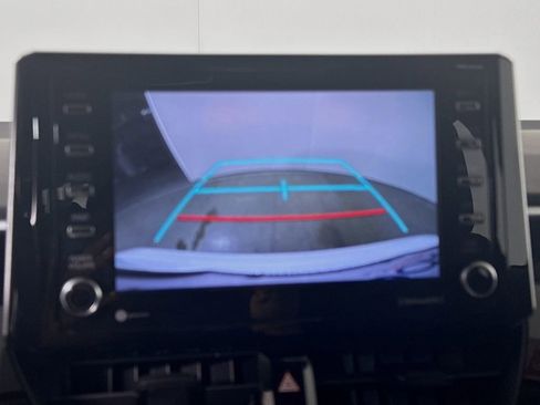 Certified 2021 Toyota Corolla LE image 14