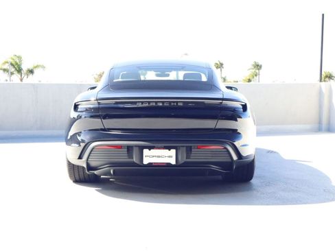 New 2026 Porsche Taycan image 10