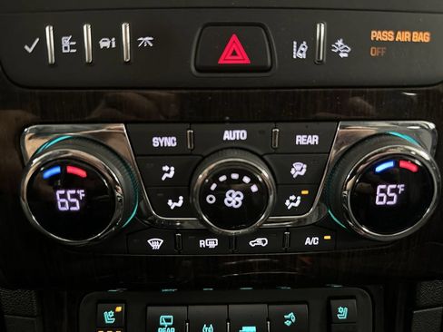 Used 2017 Chevrolet Traverse Premier AWD/4WD image 41
