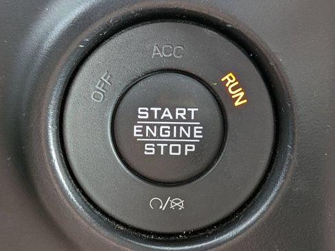 Used 2023 Jeep Wrangler Unlimited Sport AWD/4WD image 27
