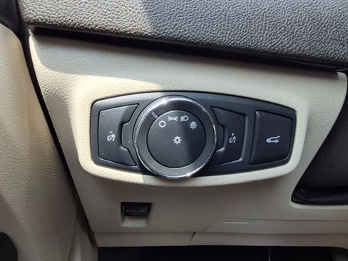 Used 2019 Lincoln MKC Reserve AWD/4WD image 16