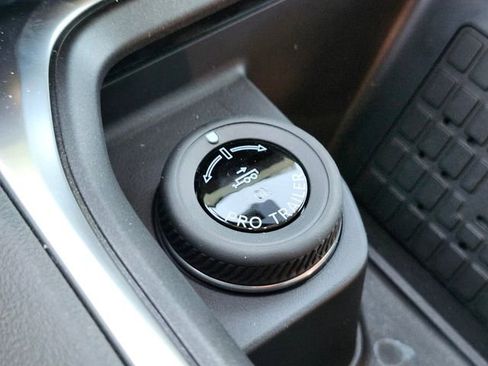 New 2025 Ford Expedition Max Active image 25