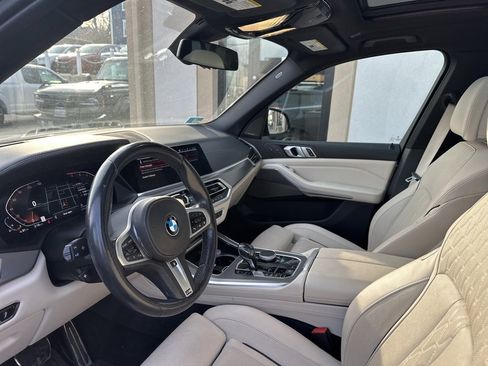 Used 2019 BMW X5 xDrive40i w/ M Sport Package image 15