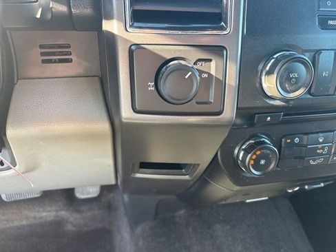 Used 2017 Ford F150 XLT image 20