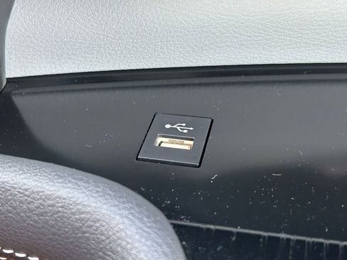 Used 2026 Toyota Sienna XSE AWD/4WD image 31