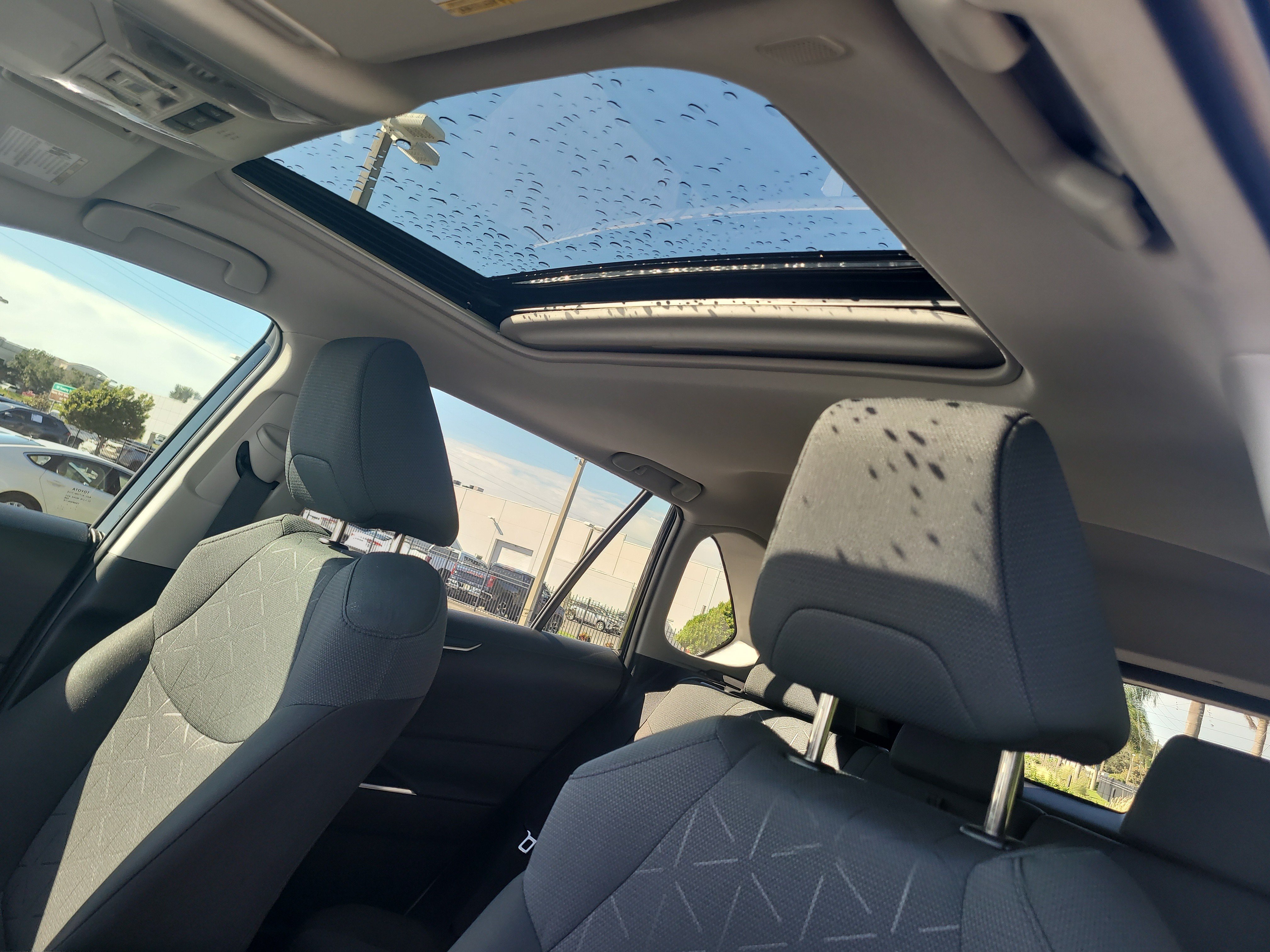 Certified 2025 Toyota RAV4 XLE w/ Convenience Package FWD image 23