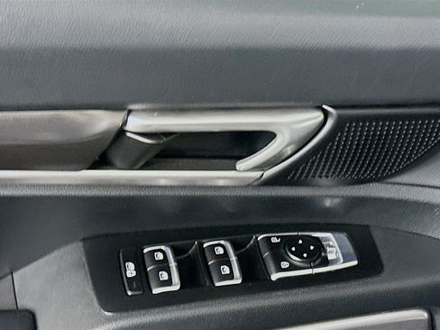 Used 2025 Kia Telluride S image 15