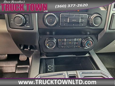 Used 2019 Ford F150 XLT w/ Equipment Group 302A Luxury AWD/4WD image 16