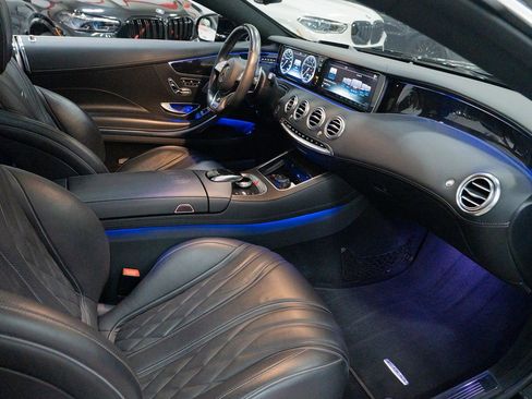 Used 2015 Mercedes-Benz S 63 AMG 4MATIC Coupe image 32