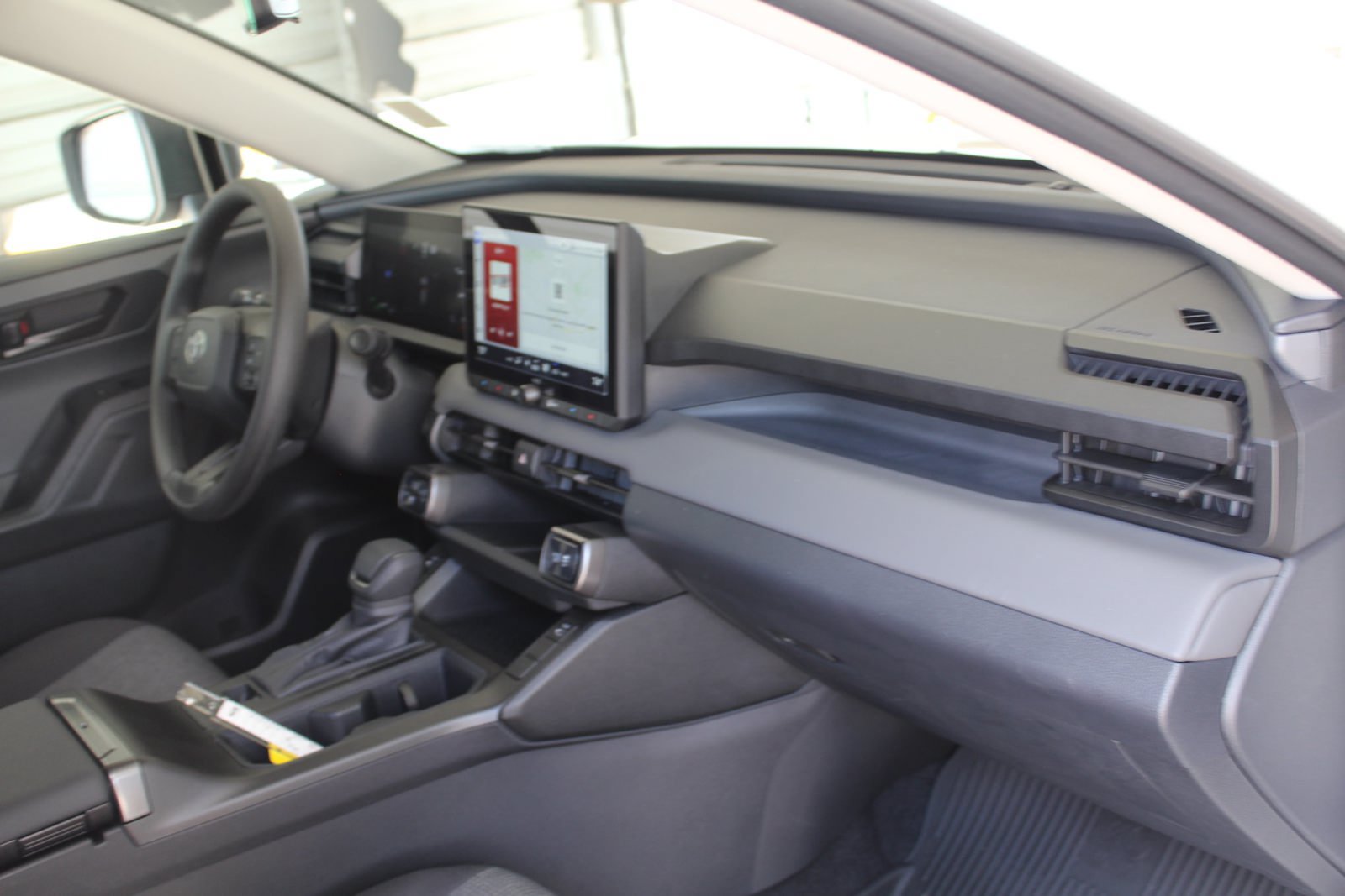 Used 2026 Toyota RAV4 LE FWD image 20