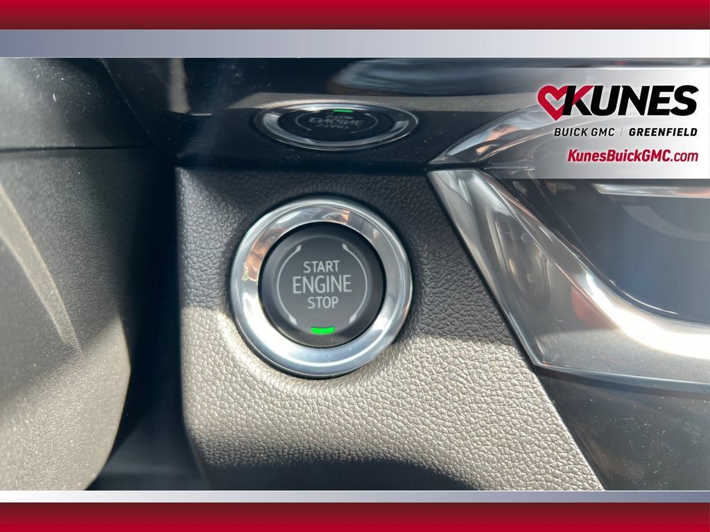 New 2026 Buick Envista Sport Touring w/ Convenience I Package FWD image 31