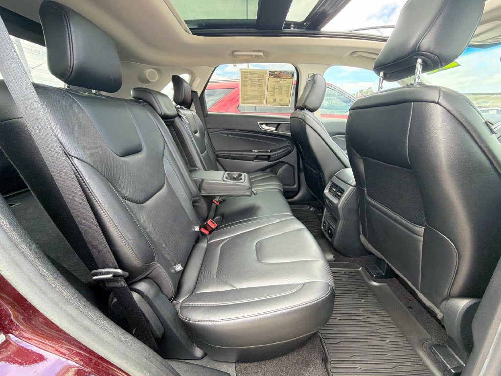 Used 2020 Ford Edge Titanium w/ Equipment Group 301A FWD image 14