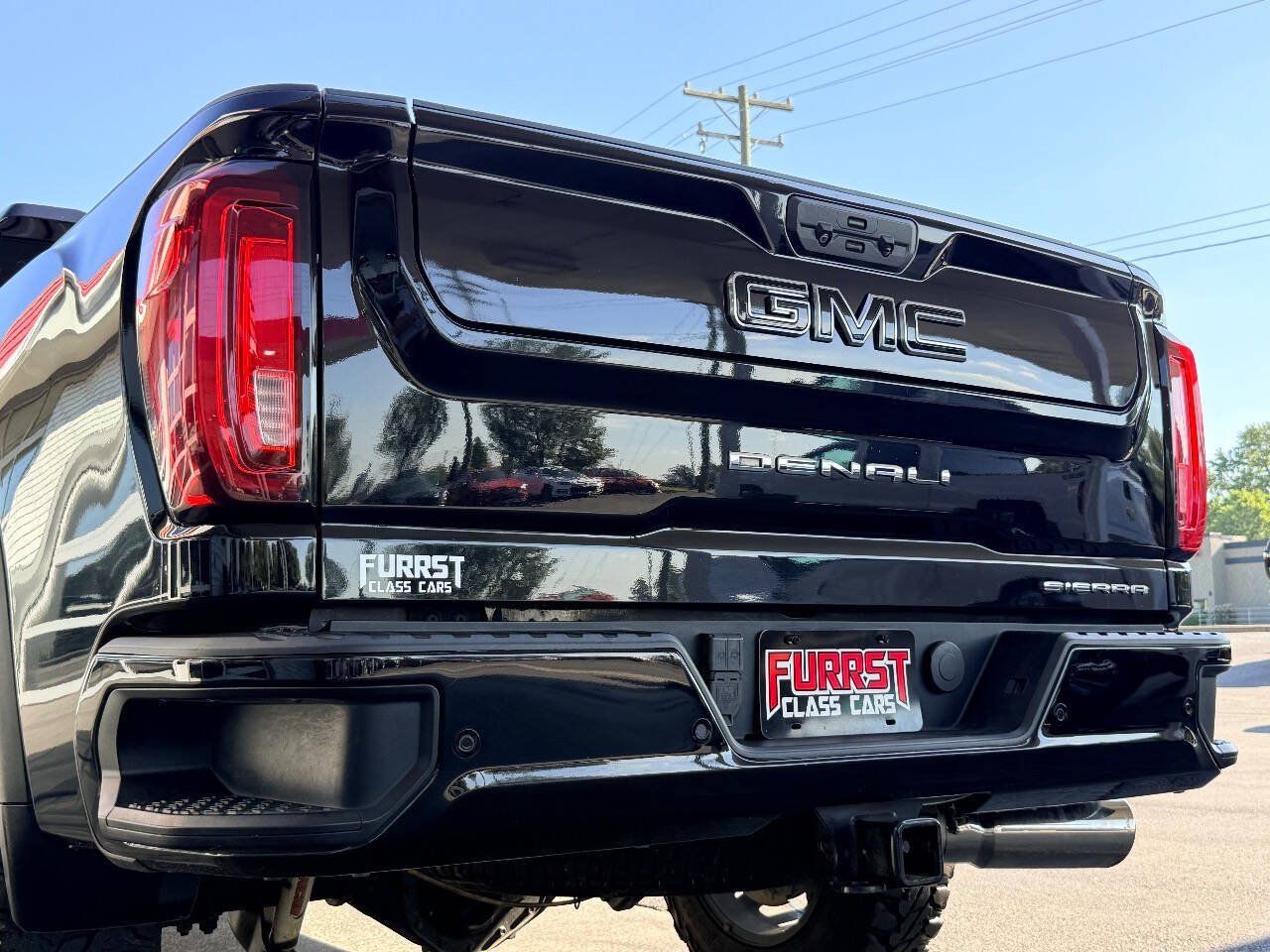 Used 2021 GMC Sierra 2500 Denali w/ Denali Black Diamond Edition AWD/4WD image 8