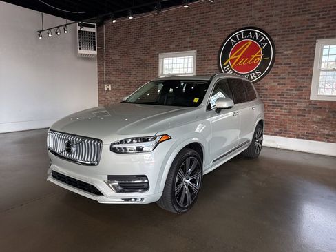 Used 2022 Volvo XC90 T6 Inscription w/ Advanced Package image 12