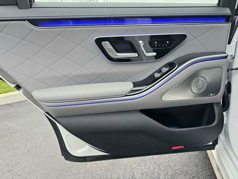 New 2026 Mercedes-Benz S 580 4MATIC Sedan image 25