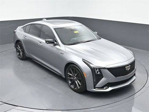 Used 2025 Cadillac CT5 V image 36