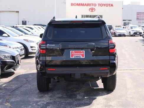 Certified 2025 Toyota 4Runner TRD Off-Road Premium AWD/4WD image 6