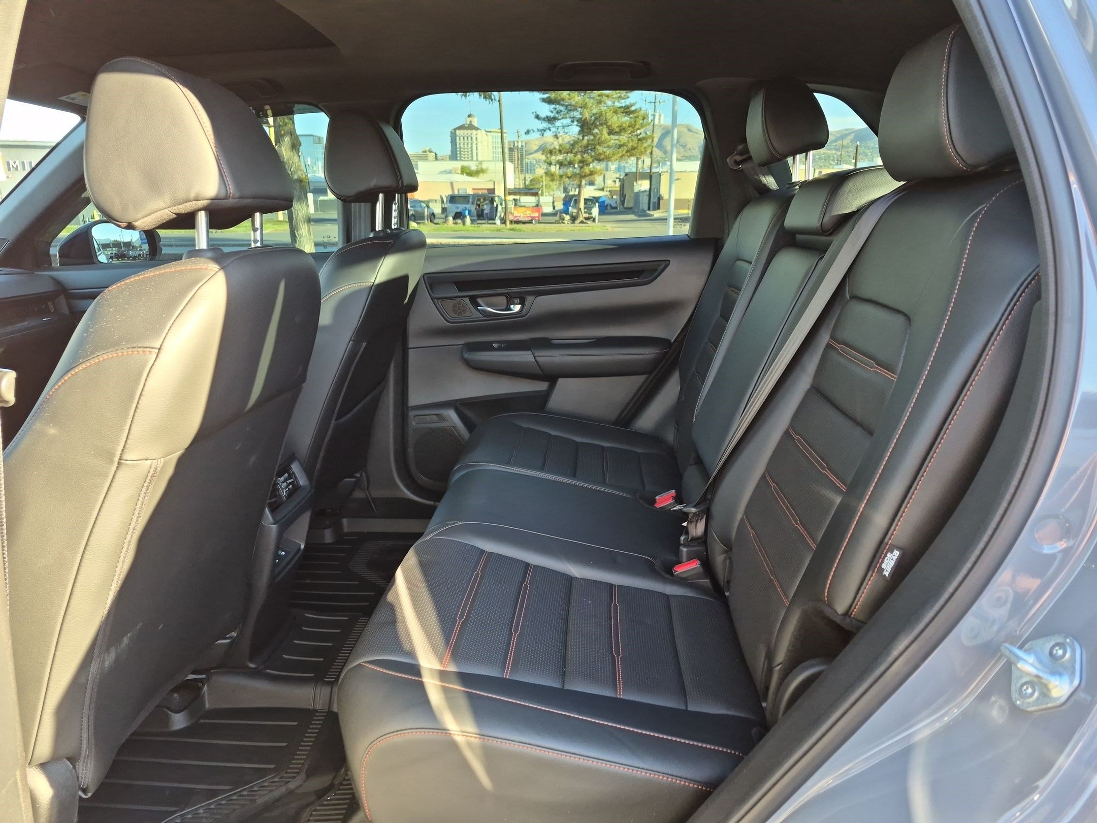Used 2025 Honda CR-V Sport-L image 28