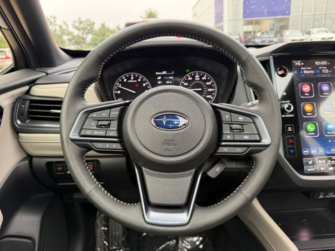 Used 2025 Subaru Forester Limited AWD/4WD image 17