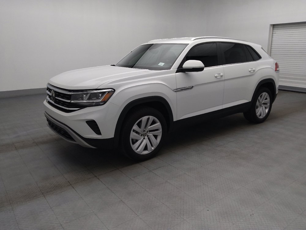 Used 2023 Volkswagen Atlas Cross Sport SE FWD image 2