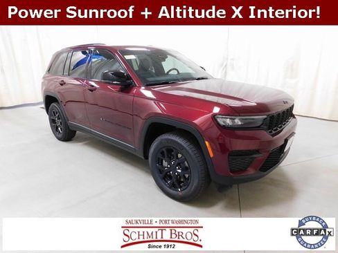 New 2025 Jeep Grand Cherokee Altitude image 1