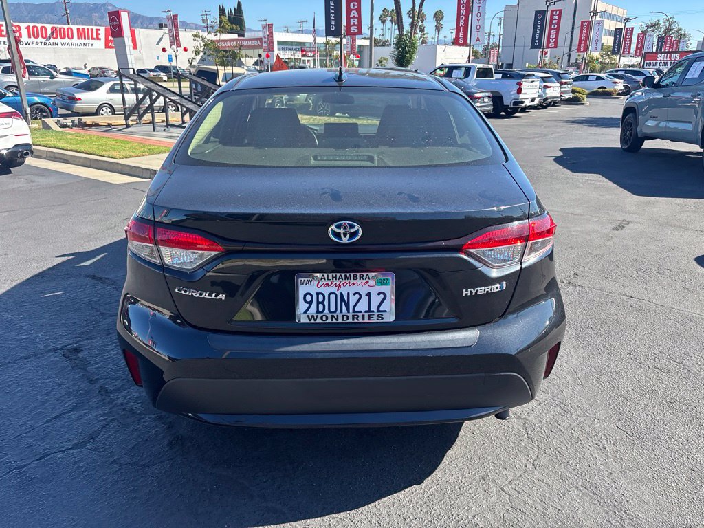 Used 2022 Toyota Corolla LE FWD image 5