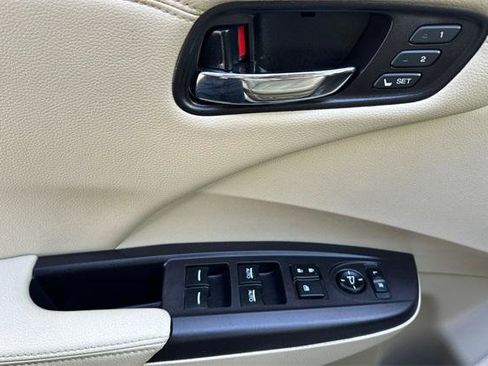 Used 2017 Acura RDX FWD w/ Advance Package image 11