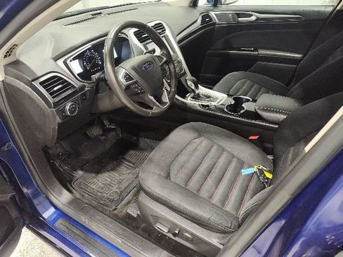 Used 2016 Ford Fusion SE image 12