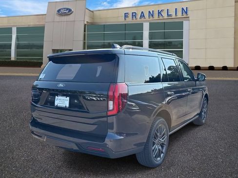 New 2027 Ford Expedition Platinum w/ Stealth Appearance Package AWD/4WD image 7