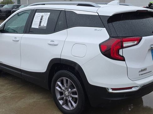 Used 2023 GMC Terrain SLT w/ LPO, Floor Liner Package AWD/4WD image 3