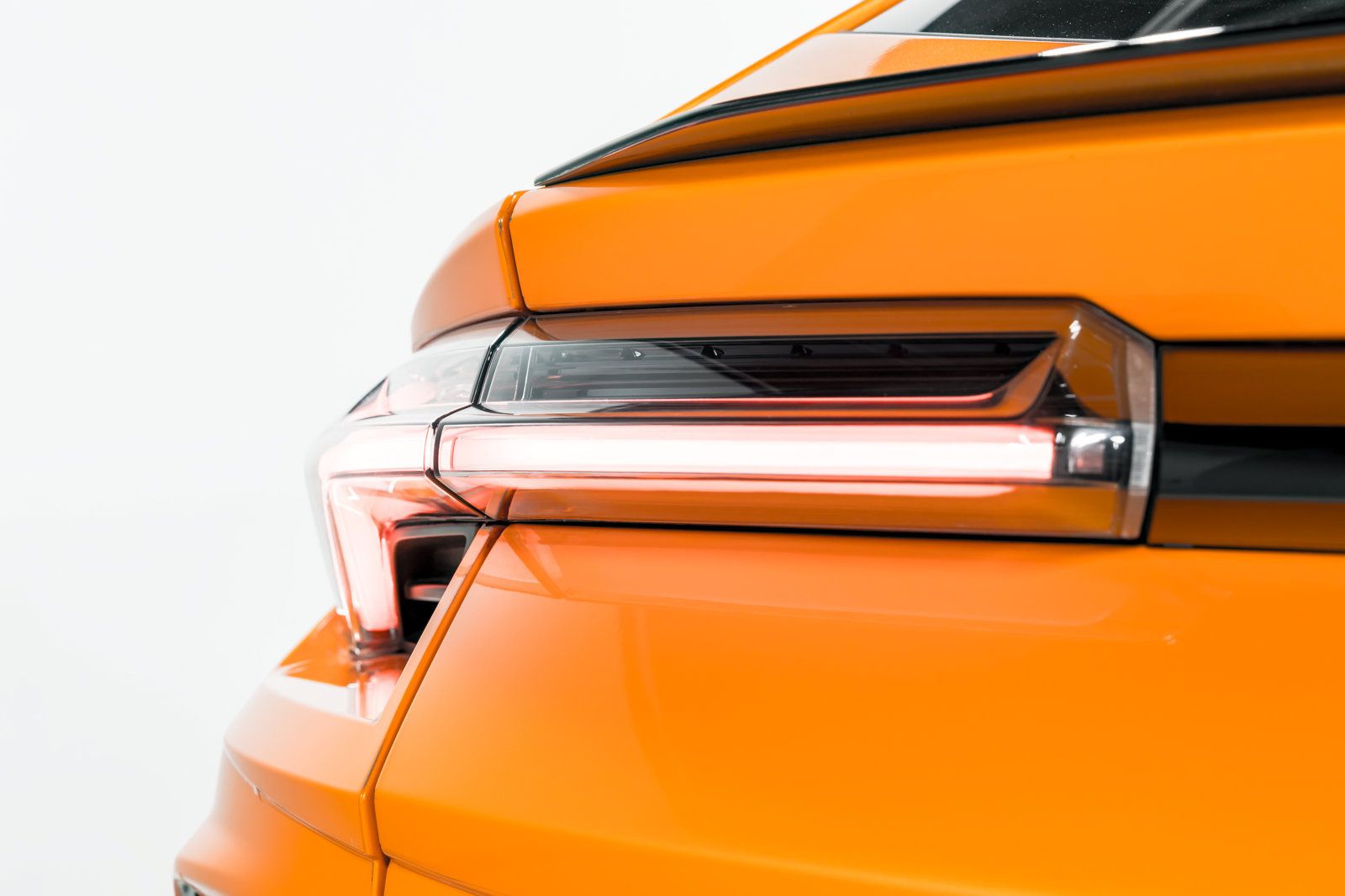 Used 2022 Lamborghini Urus AWD/4WD image 59