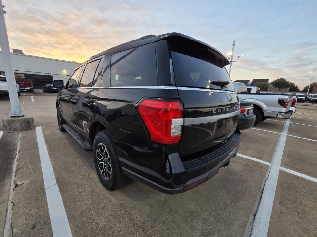 Used 2023 Ford Expedition XL AWD/4WD image 4