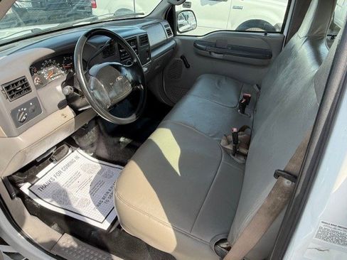 Used 2001 Ford F350 XL image 11