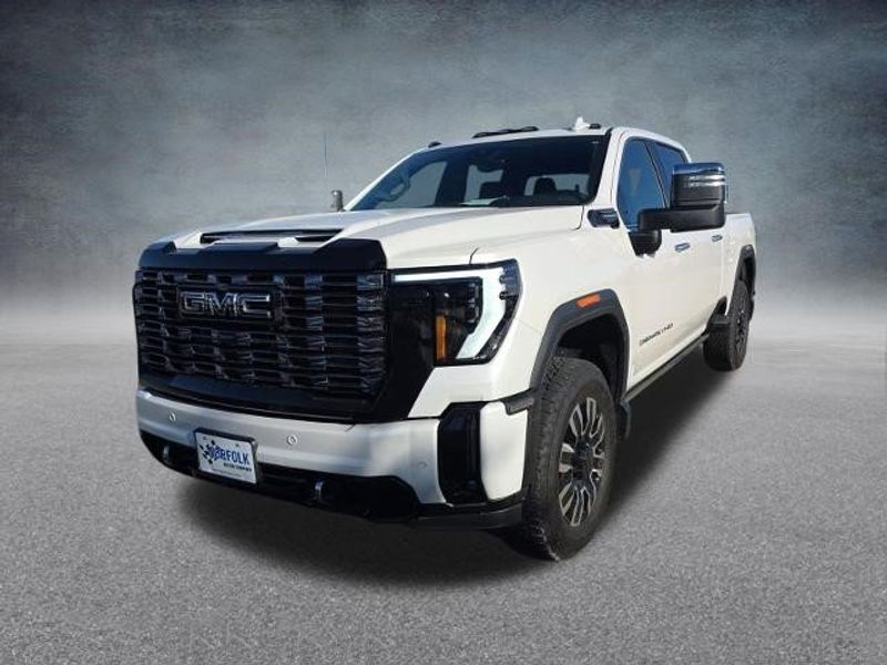 Certified 2025 GMC Sierra 2500 Denali Ultimate image 1