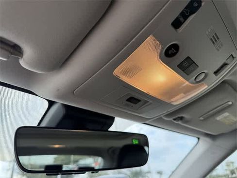 Used 2018 Lexus IS 300 image 22