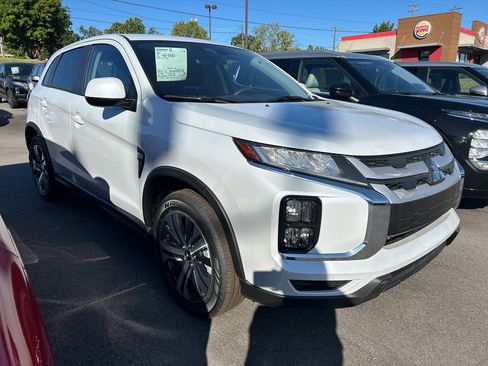 New 2025 Mitsubishi Outlander Sport ES image 1